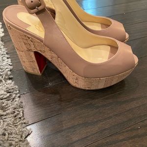 Christian louboutin nude corked platform heeled sandals size 37